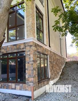 Дом 307м&sup2;, 2-этажный, участок 3 сот.  