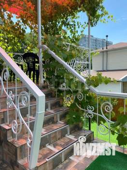 Дом 163м&sup2;, 3-этажный, участок 7 сот.  