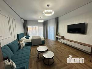 Дом 267м&sup2;, 3-этажный, участок 4 сот.  