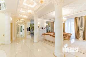 Коттедж 500м², 3-этажный, участок 15 сот.  