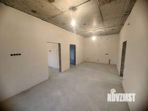 Дом 174м&sup2;, 2-этажный, участок 4 сот.  