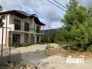 Дом 335м&sup2;, 2-этажный, участок 6 сот.  