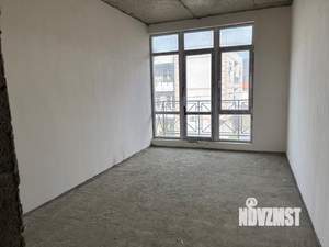 Дом 200м&sup2;, 2-этажный, участок 3 сот.  