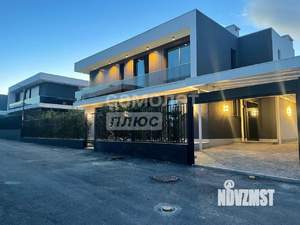 Коттедж 398м², 2-этажный, участок 5 сот.  