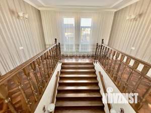 Дом 471м&sup2;, 3-этажный, участок 6 сот.  