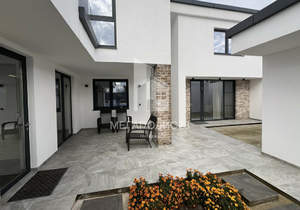 Дом 252м², 3-этажный, участок 7 сот.  