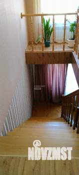 Дом 157м&sup2;, 3-этажный, участок 5 сот.  