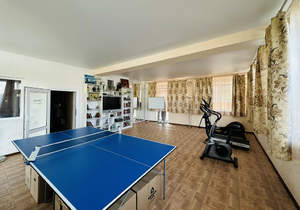 Дом 268м&sup2;, 2-этажный, участок 12 сот.  