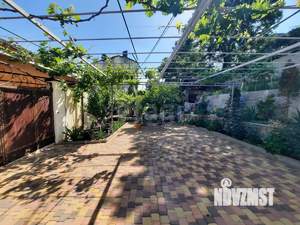 Дом 125м&sup2;, 2-этажный, участок 3 сот.  