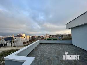 Дом 220м&sup2;, 2-этажный, участок 4 сот.  