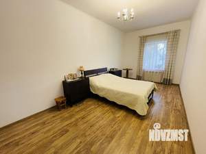 Дом 208м&sup2;, 2-этажный, участок 7 сот.  