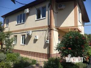 Дом 183м&sup2;, 3-этажный, участок 10 сот.  