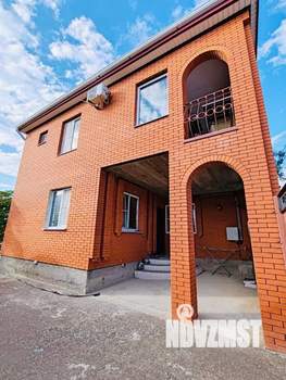 Дом 120м², 2-этажный, участок 6 сот.  