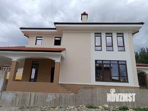 Дом 172м², 2-этажный, участок 6 сот.  