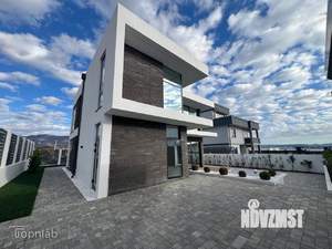 Дом 227м&sup2;, 2-этажный, участок 5 сот.  