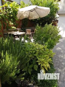 Дом 274м&sup2;, 3-этажный, участок 5 сот.  