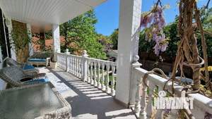 Дом 512м&sup2;, 2-этажный, участок 5 сот.  