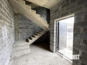 Дом 270м&sup2;, 2-этажный, участок 5 сот.  