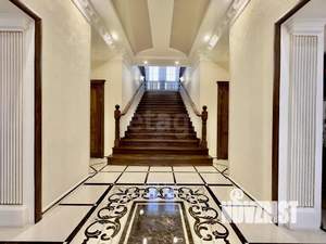 Дом 471м&sup2;, 3-этажный, участок 6 сот.  