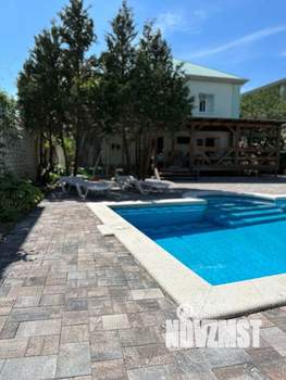 Дом 250м&sup2;, 2-этажный, участок 7 сот.  