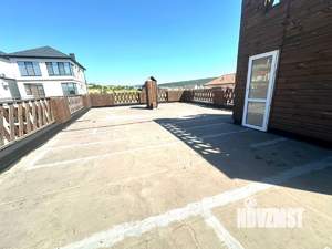 Дом 200м&sup2;, 2-этажный, участок 3 сот.  