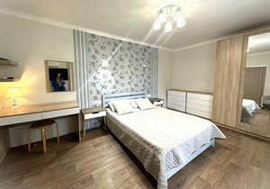 Дом 70м², 2-этажный, участок 5 сот.  