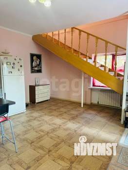 Дом 163м&sup2;, 2-этажный, участок 6 сот.  