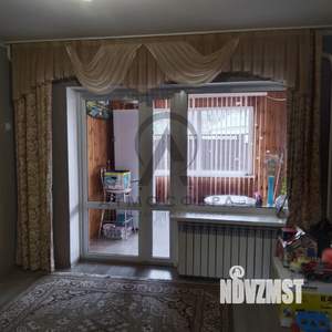 Дом 204м&sup2;, 3-этажный, участок 6 сот.  