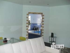 Дом 320м&sup2;, 3-этажный, участок 7 сот.  