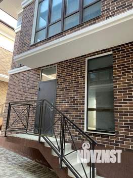 Таунхаус 223м&sup2;, 3-этажный, участок 2 сот.  