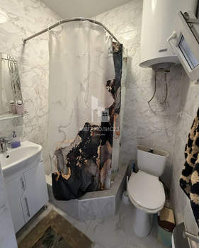 Дом 130м&sup2;, 2-этажный, участок 1 сот.  