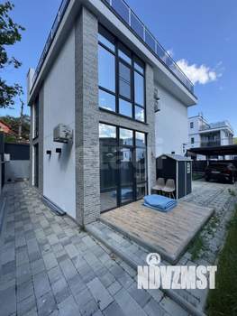 Дом 217м&sup2;, 2-этажный, участок 4 сот.  