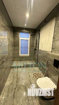 Дом 225м², 3-этажный, участок 3 сот.  