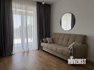 Дом 240м², 2-этажный, участок 6 сот.  