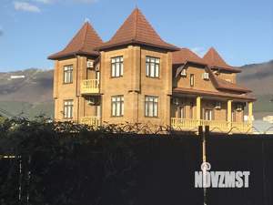 Дом 442м&sup2;, 4-этажный, участок 6 сот.  