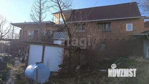 Дом 300м&sup2;, 2-этажный, участок 10 сот.  