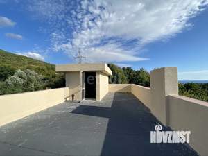 Дом 180м&sup2;, 2-этажный, участок 6 сот.  