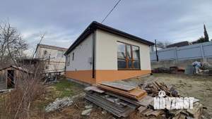 Дом 61м&sup2;, 1-этажный, участок 4 сот.  