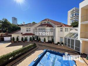 Коттедж 651м&sup2;, 3-этажный, участок 15 сот.  