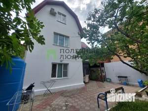 Дом 263м², 3-этажный, участок 4 сот.  