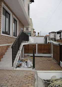 Дом 170м&sup2;, 3-этажный, участок 2 сот.  