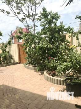 Дом 485м&sup2;, 3-этажный, участок 4 сот.  