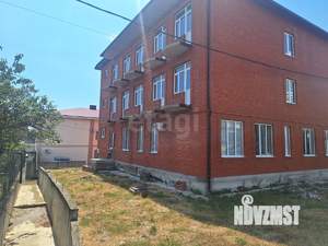 Дом 955м&sup2;, 3-этажный, участок 6 сот.  