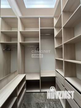 Дом 300м², 3-этажный, участок 6 сот.  