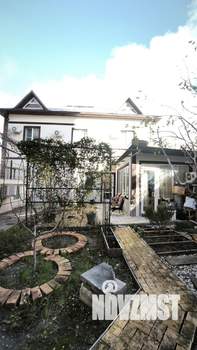 Дом 291м&sup2;, 3-этажный, участок 3 сот.  