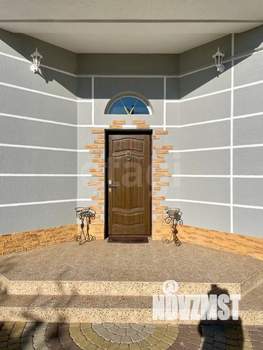 Дом 400м&sup2;, 3-этажный, участок 7 сот.  