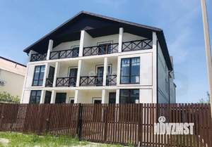 Дом 180м&sup2;, 3-этажный, участок 2 сот.  