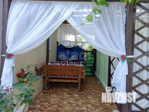 Дом 180м&sup2;, 2-этажный, участок 8 сот.  