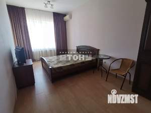 Коттедж 416м², 3-этажный, участок 6 сот.  