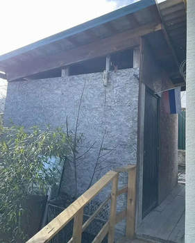 Дом 70м&sup2;, 2-этажный, участок 4 сот.  